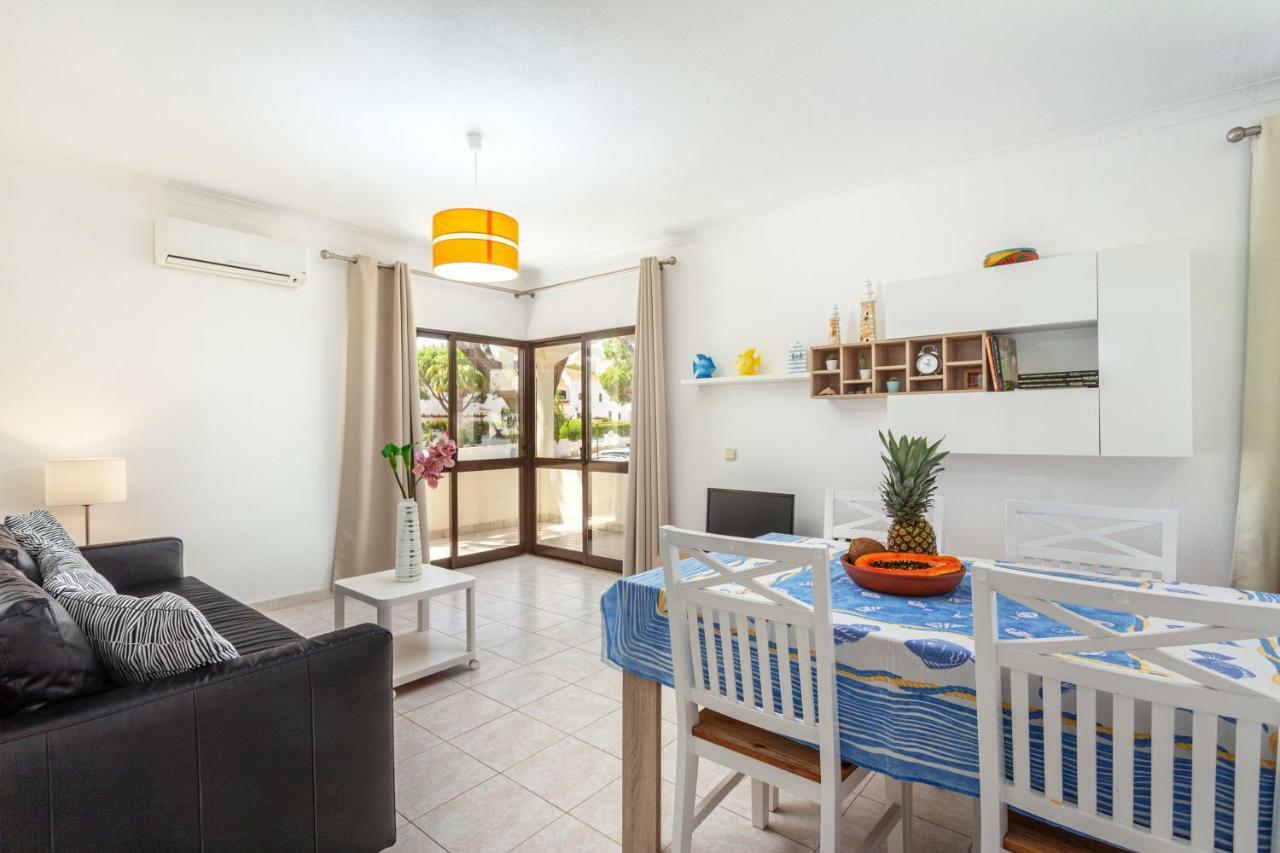 Fresh Sunny Flat With Pool & Terrace By Host Wise Apartment Albufeira Bagian luar foto